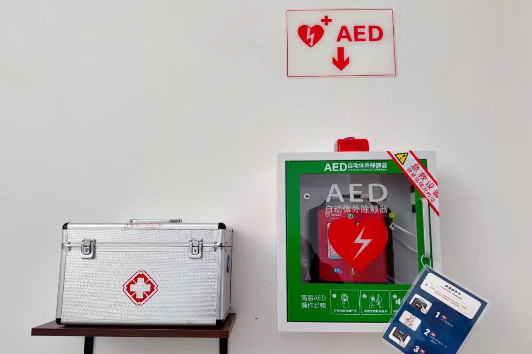 161773623706328923.jpg 1.jpg